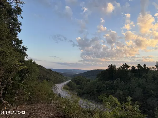 Jamestown, TN 38556,North  York Hwy Hwy