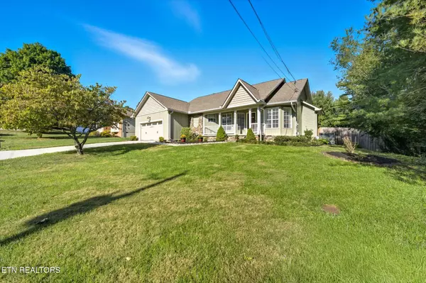 Knoxville, TN 37923,2121 Windbrook Rd