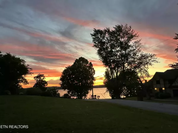 Lenoir City, TN 37772,3794 Scenic DR