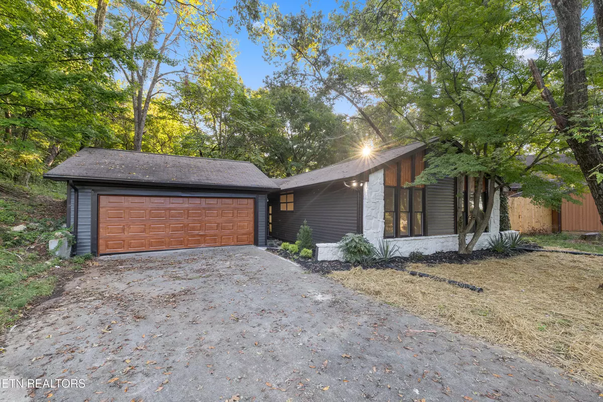 Knoxville, TN 37923,1620 Blackwood DR