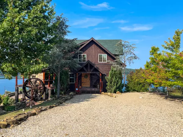 Dandridge, TN 37725,2118 Stone Harbor DR