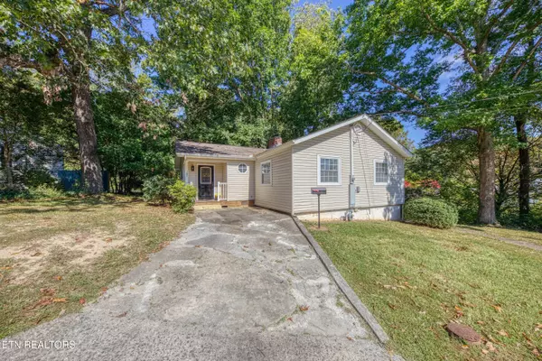 Oak Ridge, TN 37830,102 Decatur Rd