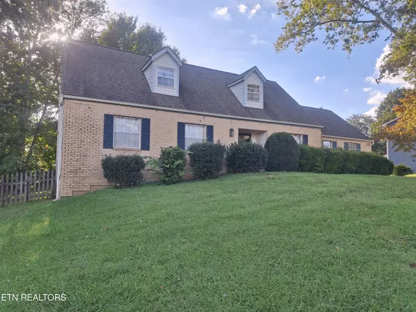 1829 Plumb Branch Rd, Knoxville, TN 37932