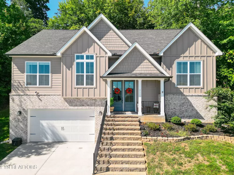 8125 Vassar LN, Knoxville, TN 37938