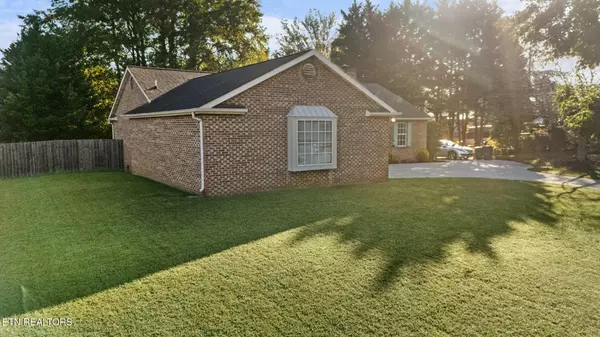 Maryville, TN 37803,914 Kensington Blvd