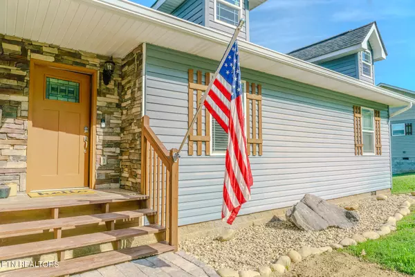 Kodak, TN 37764,151 Clear Creek WAY