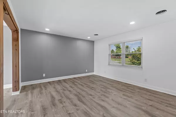 Talbott, TN 37877,6864 Westgate CIR