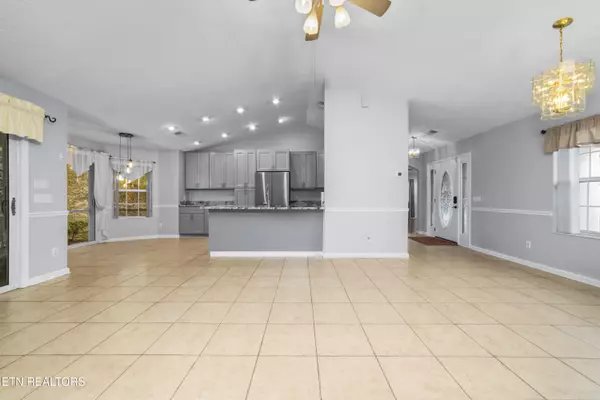 Sevierville, TN 37862,205 Lexington PL