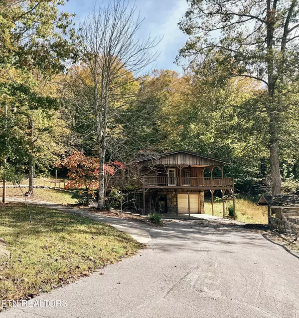 New Tazewell, TN 37825,555 Lake LN