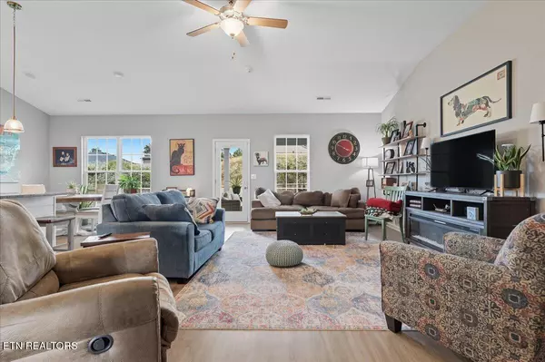 Maryville, TN 37801,214 Clover Meadow LN