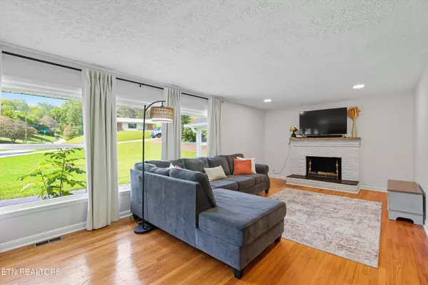 Knoxville, TN 37914,4712 Plymouth Rd