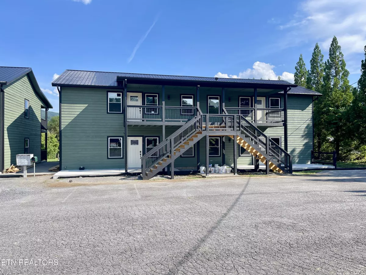 Sevierville, TN 37862,3771 Wears Valley Rd #7