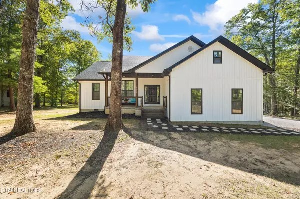 528 St Anthony DR, Jamestown, TN 38556