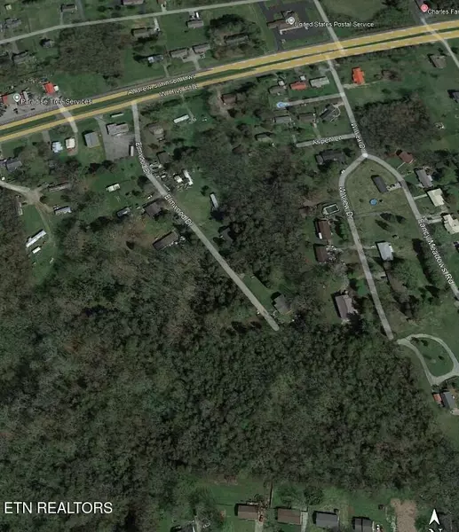 17-22 & 55 Elm St, Strawberry Plains, TN 37871