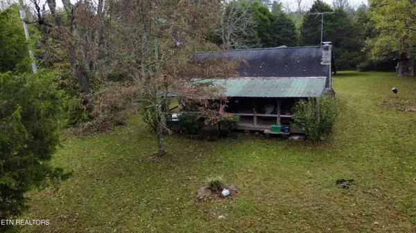 Robbins, TN 37852,Young Rd