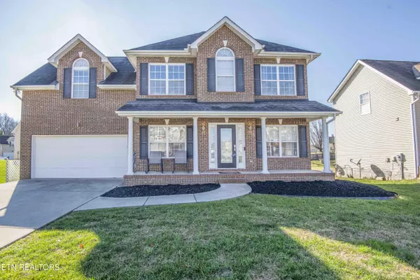 4709 Dawn Oaks LN, Knoxville, TN 37918