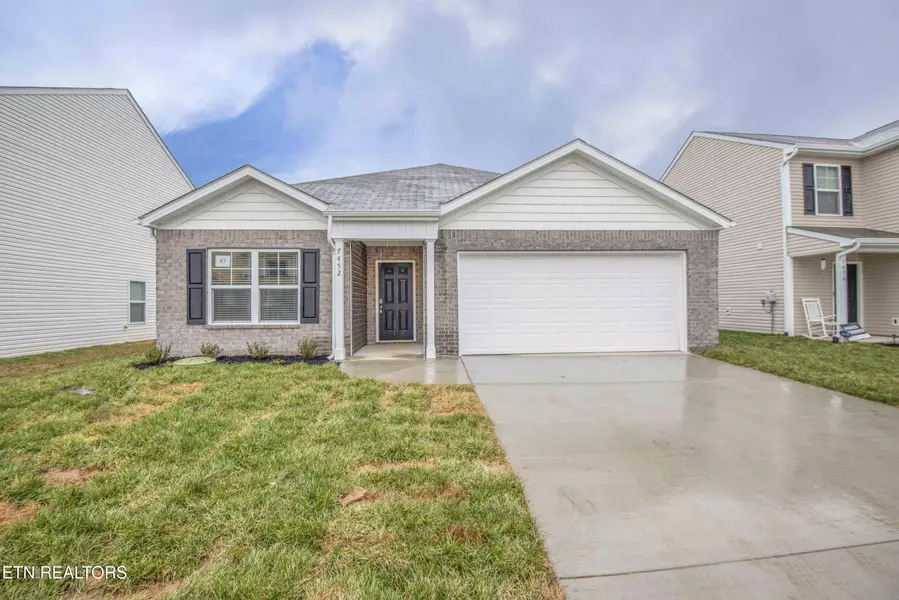 7452 Game Bird St, Corryton, TN 37721