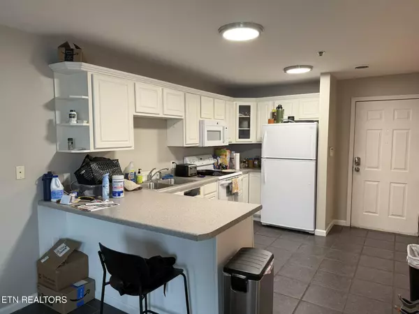 Knoxville, TN 37916,1634 Queen  Anne WAY