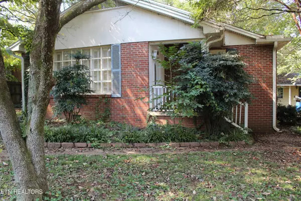 Loudon, TN 37774,506 Wharf St