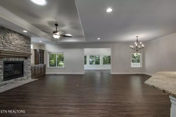 Loudon, TN 37774,184 Saloli WAY