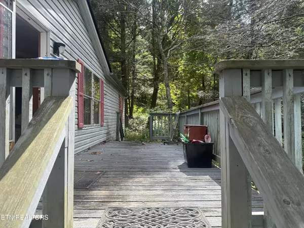 Tellico Plains, TN 37385,125 Old Hickory LN