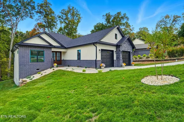 Loudon, TN 37774,237 Ootsima WAY