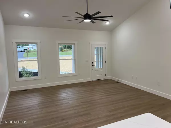 Jamestown, TN 38556,85 Laurel DR