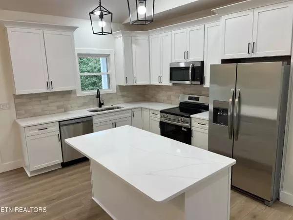 Jamestown, TN 38556,85 Laurel DR