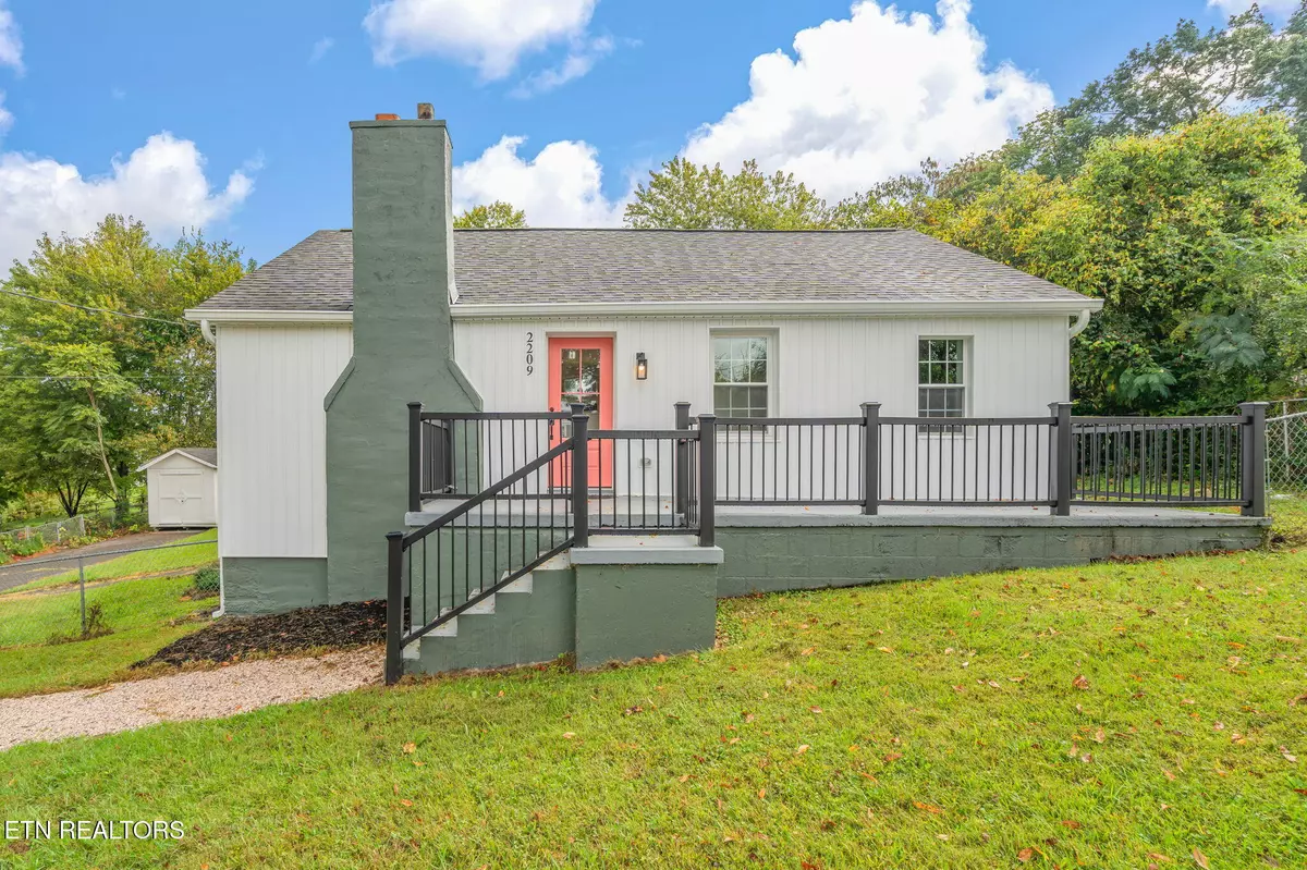 Knoxville, TN 37921,2209 Sanderson Rd