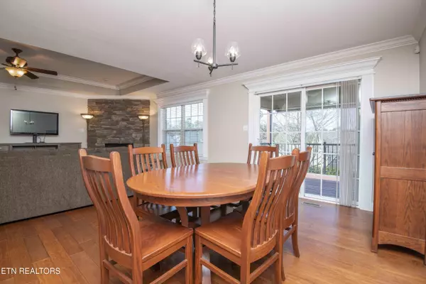 Maryville, TN 37804,2727 Barsha Fields LN