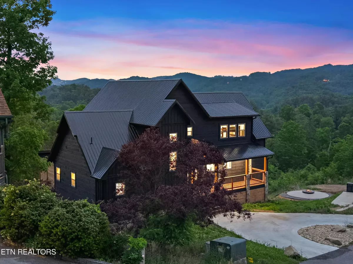 Sevierville, TN 37862,2843 Cedar Falls WAY