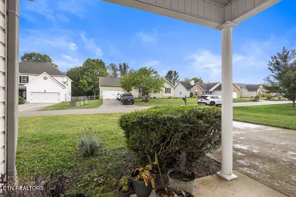 Knoxville, TN 37918,909 Whitesburg DR