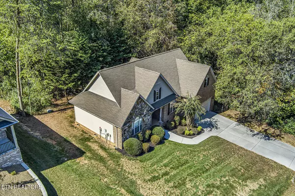 Loudon, TN 37774,202 Coyatee CT