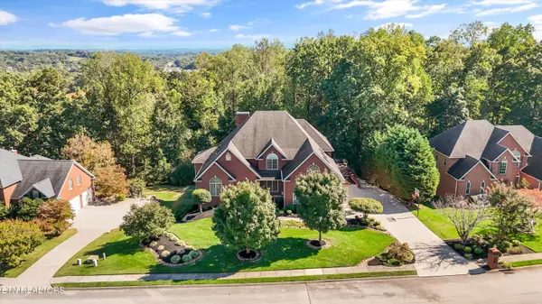 12820 High Oak Rd, Knoxville, TN 37934