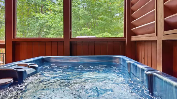 Sevierville, TN 37876,1521 Dawn LN