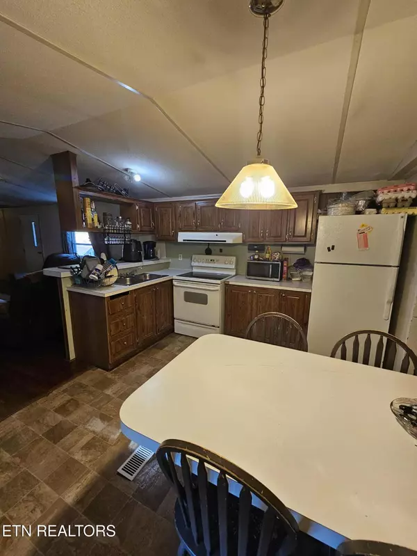 Harriman, TN 37748,814 Hassler Mill Rd