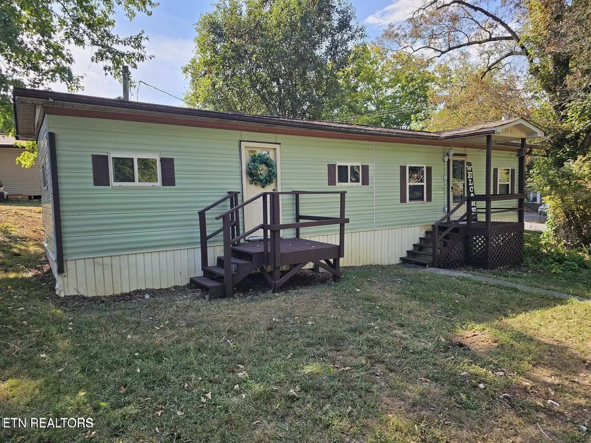 Lenoir City, TN 37771,600 7Th Ave