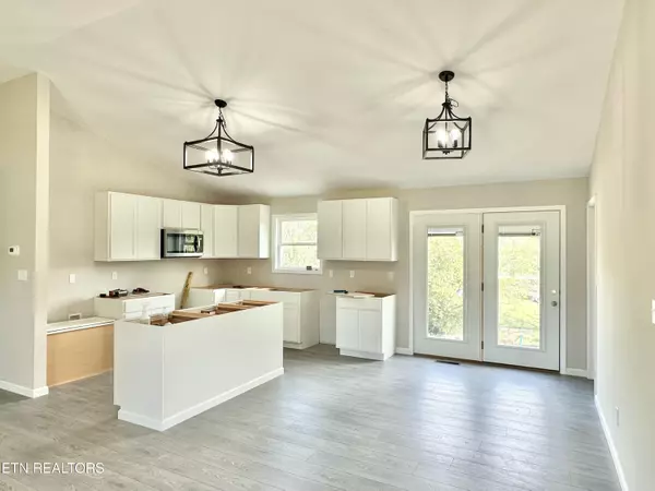 Clinton, TN 37716,609 A Glendale Ave