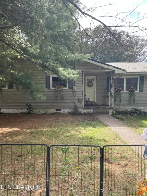 Crossville, TN 38571,266 Hickory DR