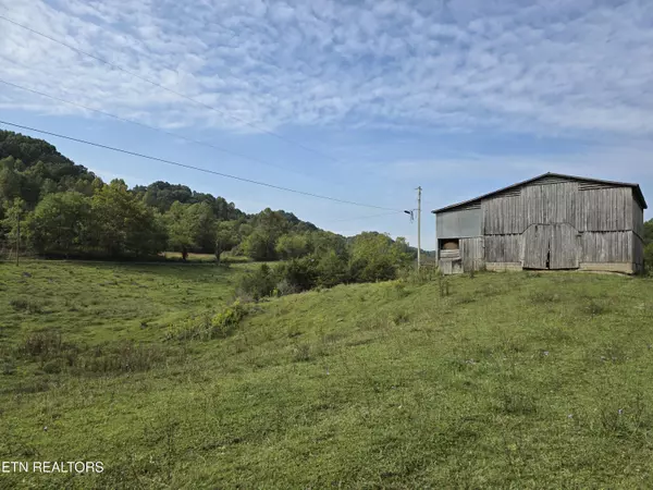 PUMPKIN VALLEY Rd, Eidson, TN 37731