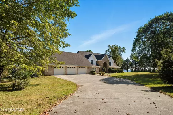 Corryton, TN 37721,7112 Warren LN