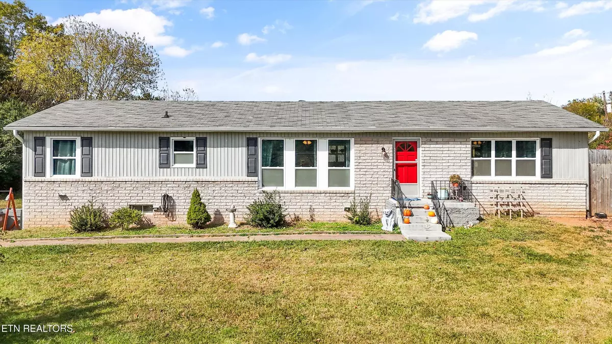 Knoxville, TN 37912,2401 Capri DR