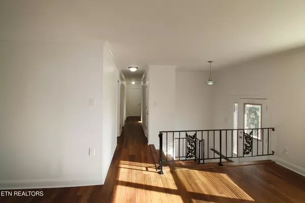 Knoxville, TN 37922,9301 Oakshire CIR