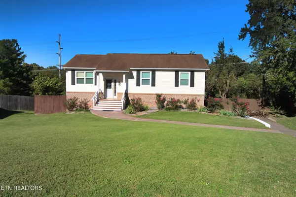 Knoxville, TN 37922,9301 Oakshire CIR