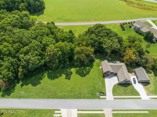 0.49 ac Tomlon Rd, Crossville, TN 38555