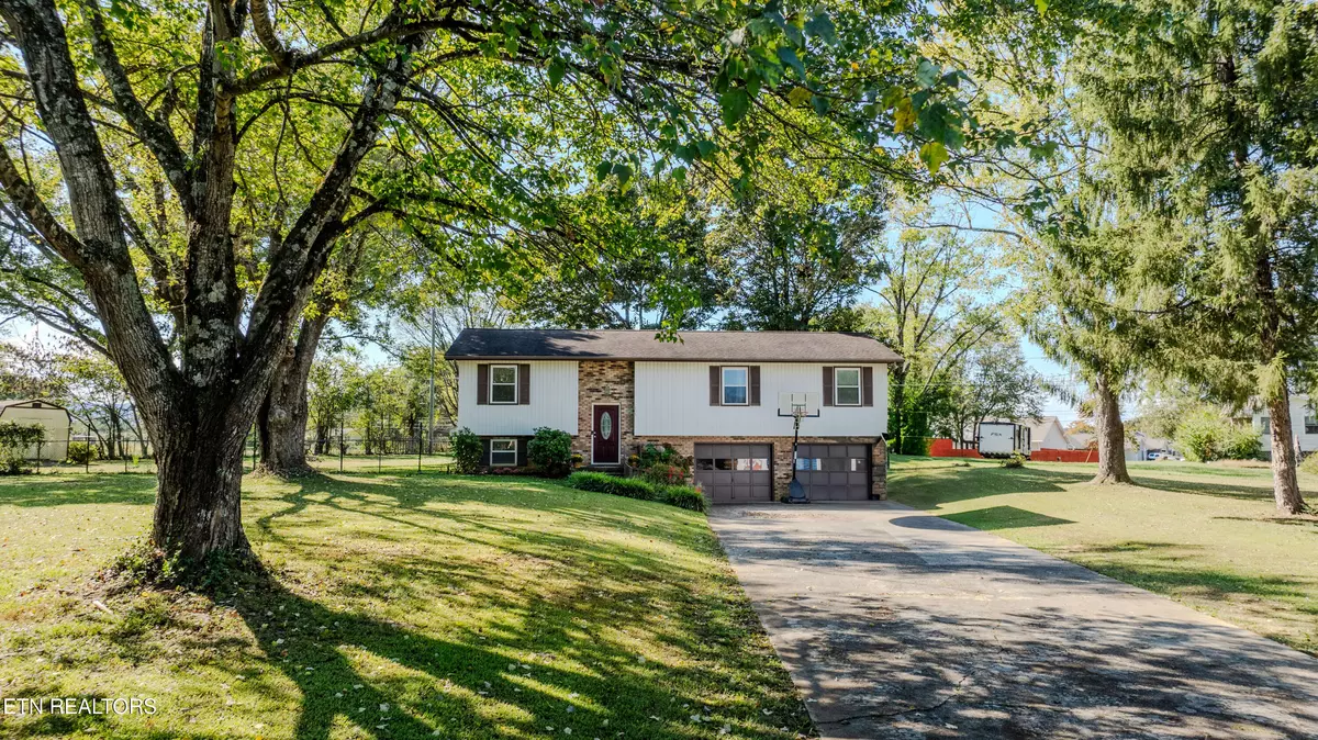 Maryville, TN 37803,105 Chaucer CIR