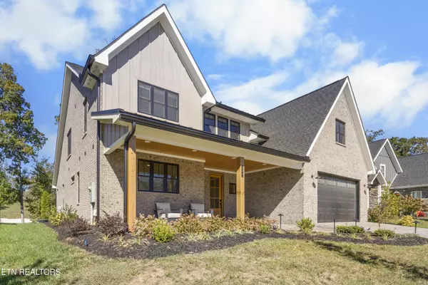 Loudon, TN 37774,373 Ironwood LN