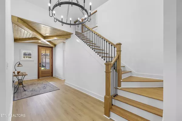 Loudon, TN 37774,373 Ironwood LN