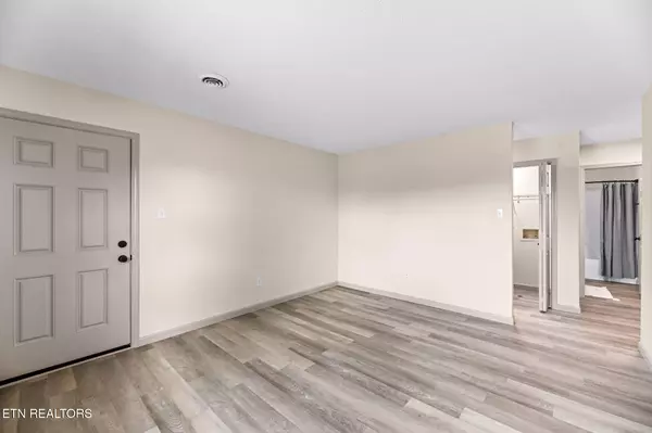 Knoxville, TN 37918,4809 Cannon Ridge DR #3