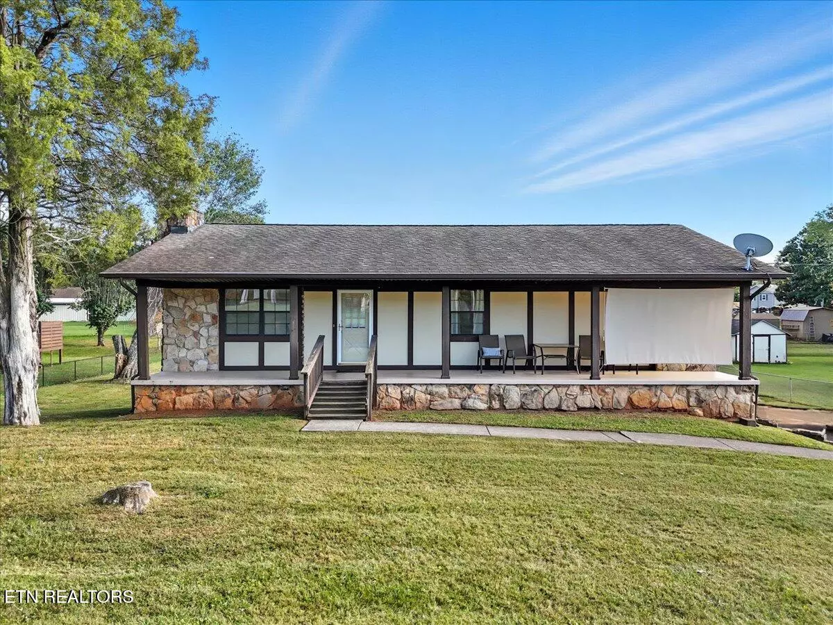 Maryville, TN 37803,2032 Independence DR